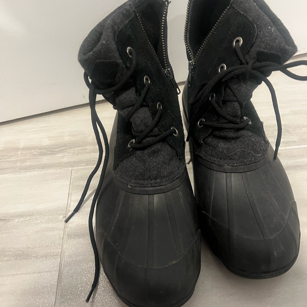 Worn Sperry Black Winter & Rain Boots for Women